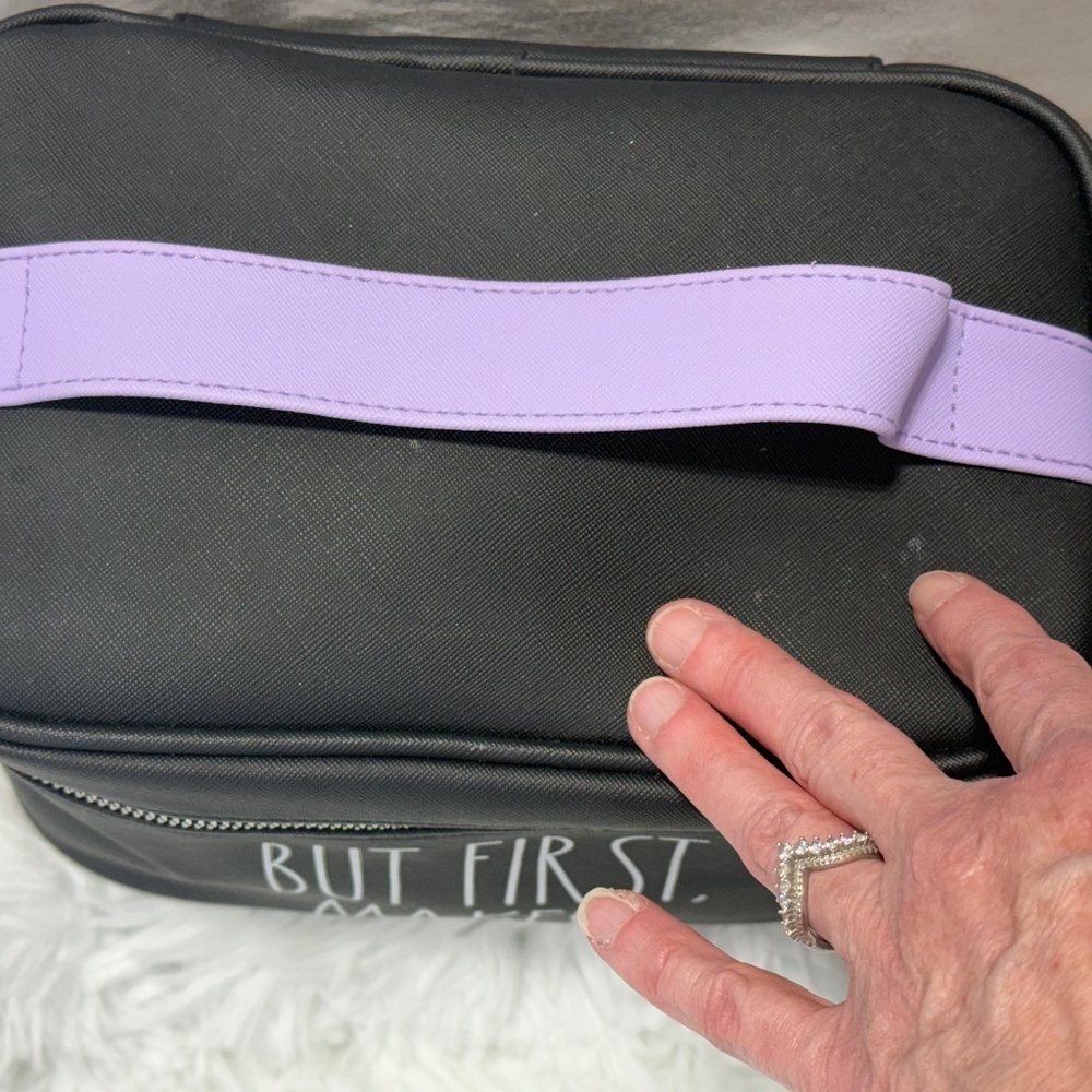 Make Up Case - image 6